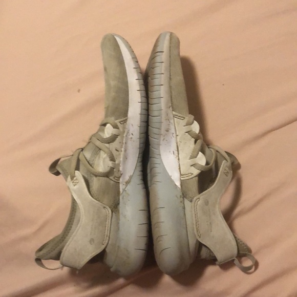 Nike Natural Motion Offset 6.0 Sneakers - Picture 2 of 4